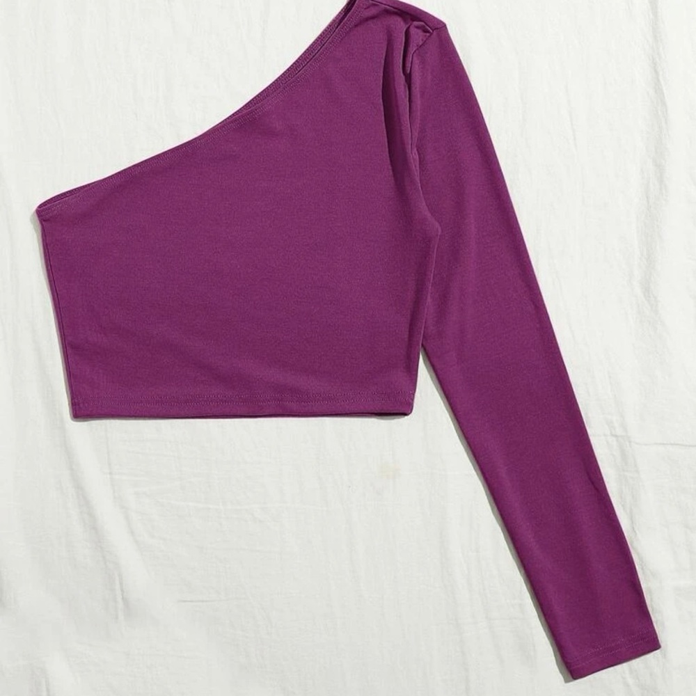 One-Shoulder Purple Crop-top